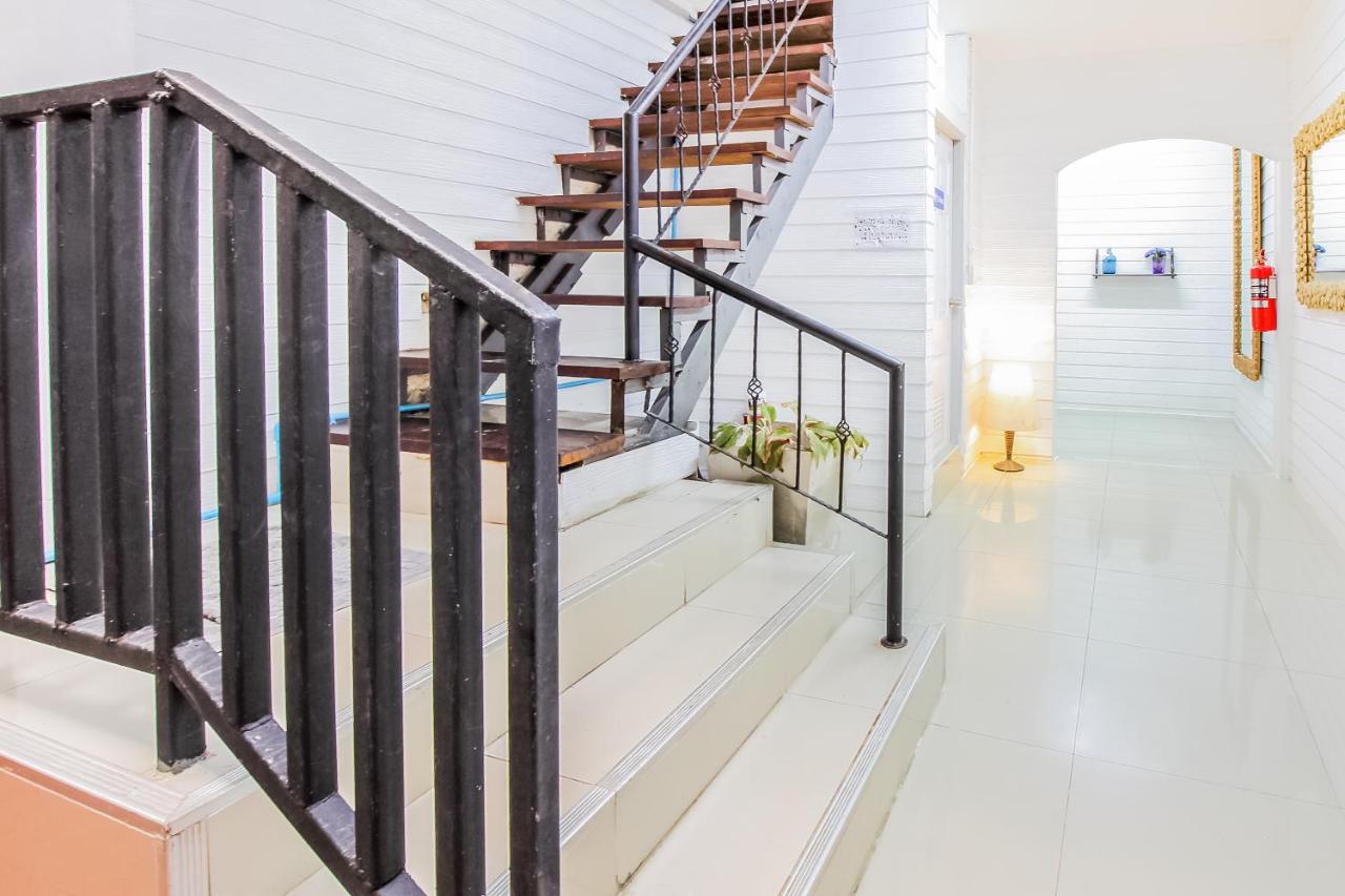 Babo House Bangkok Hotel Kültér fotó